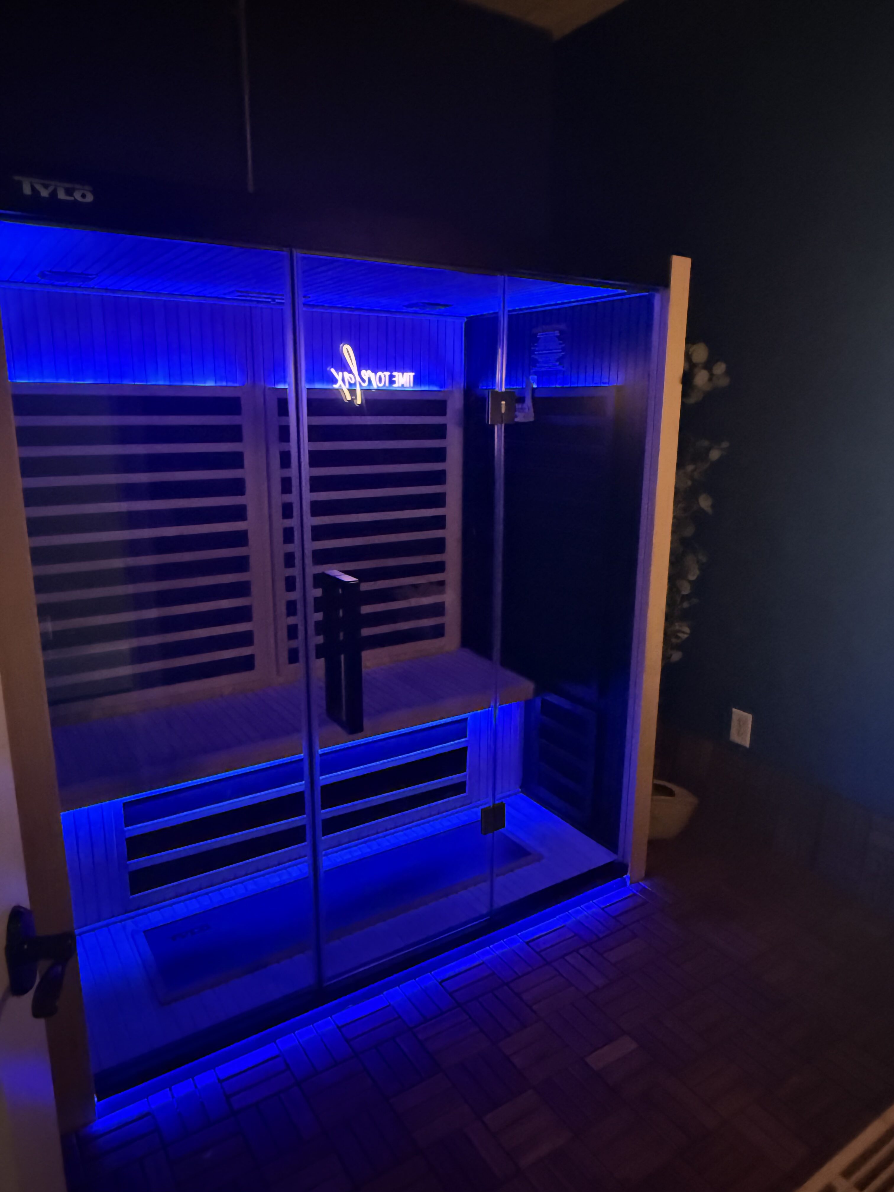 Tanning & Recovery Amenities